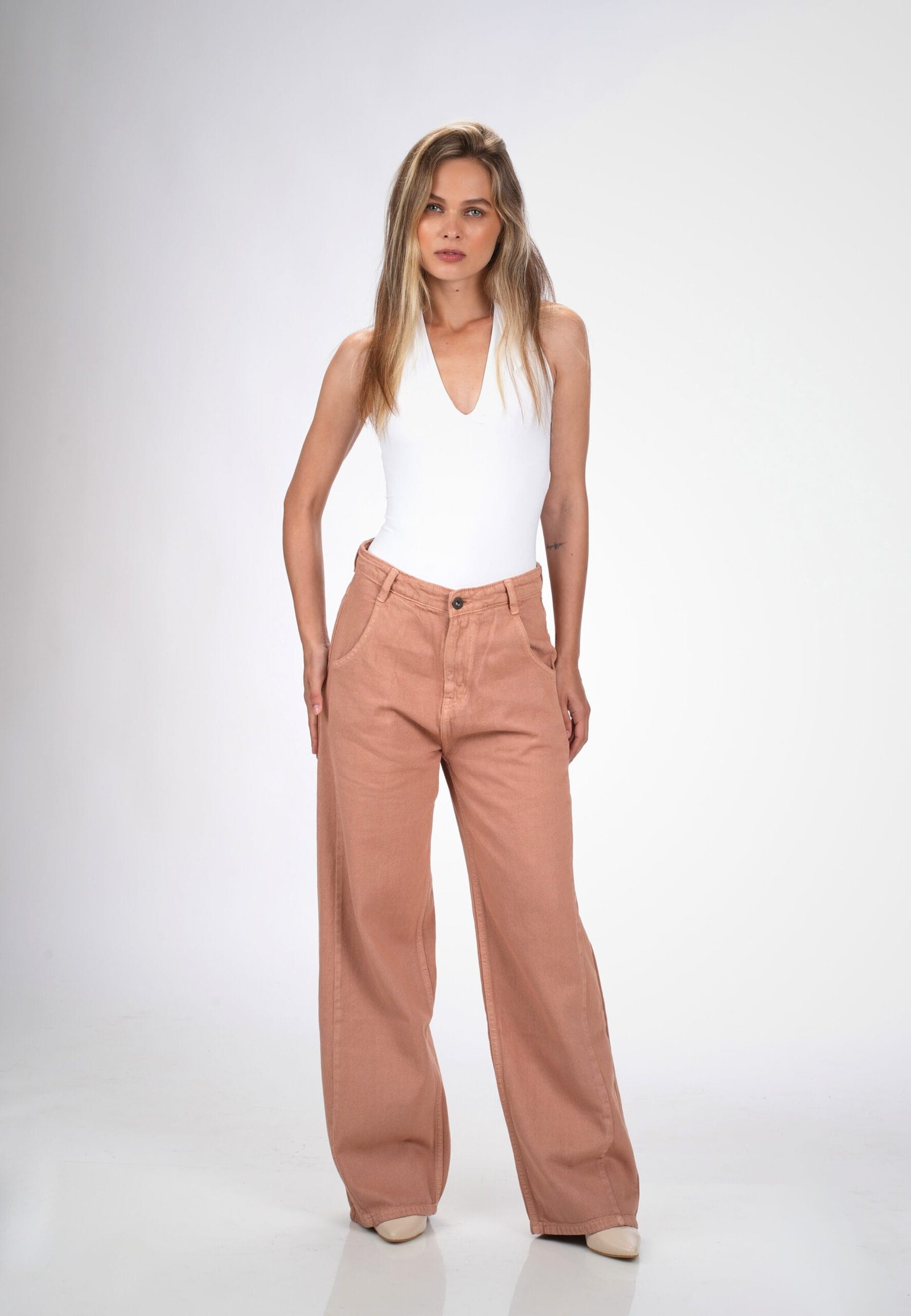 BRICK RED MID RISE BAGGY FIT JEANS