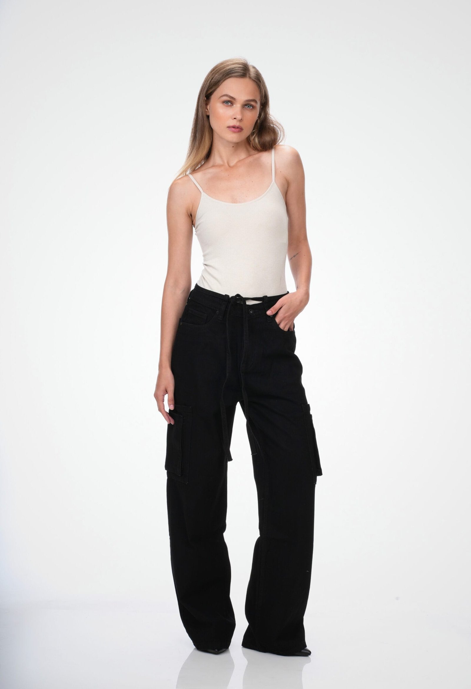 MID-RISE BAGGY CARGO JEANS - Image 2