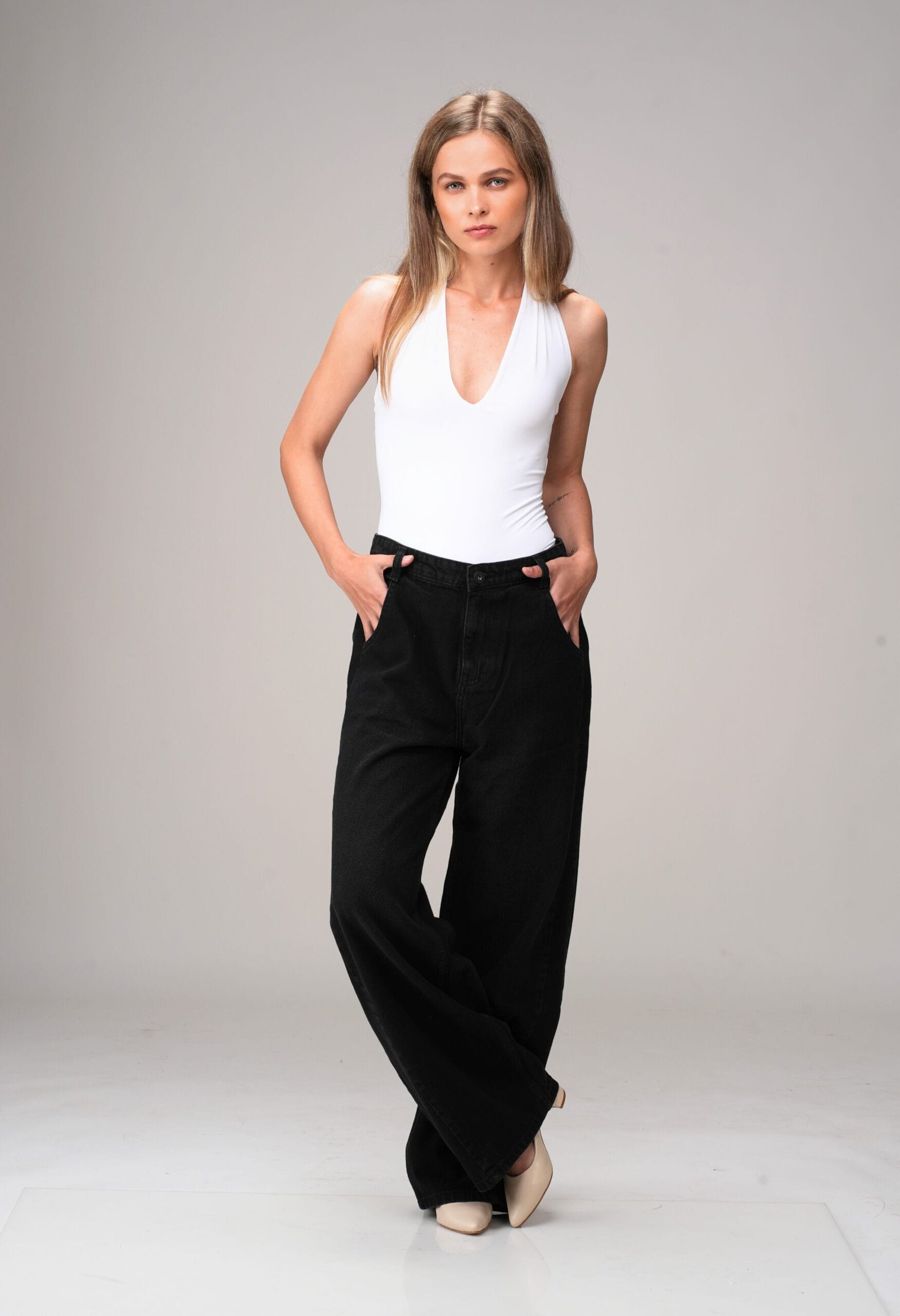 Black Baggy Jeans - Image 4